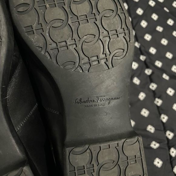 Mens Salvatore Ferragamo Black Leather Dress Shoes 10.5 main image 8